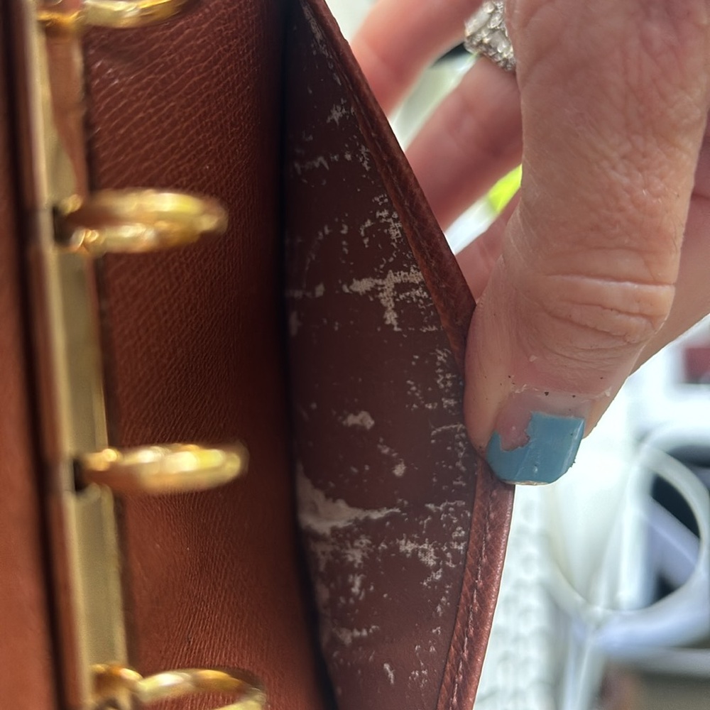CLOSET CLEAR OUT PRICE CUT Pre-owned Louis Vuitton Agenda Cover - Picture 10 of 12